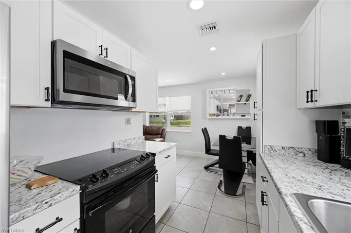 1776 Glenway Ct, Fort Myers, Florida 33916