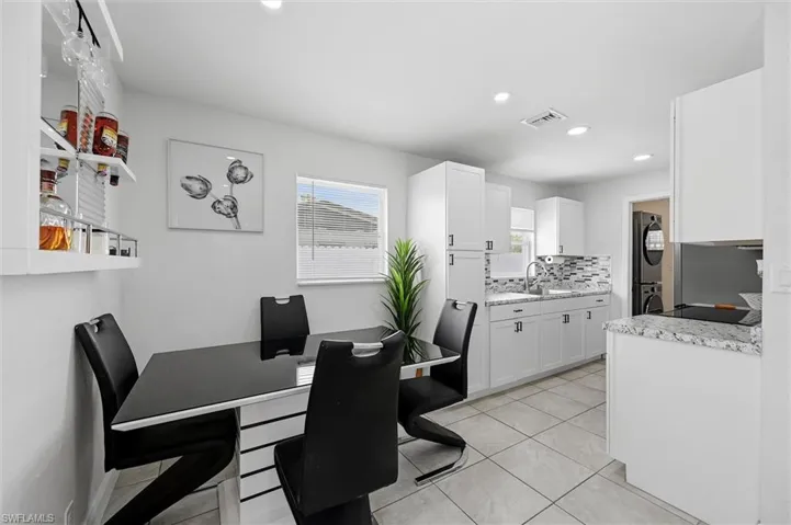 1776 Glenway Ct, Fort Myers, Florida 33916