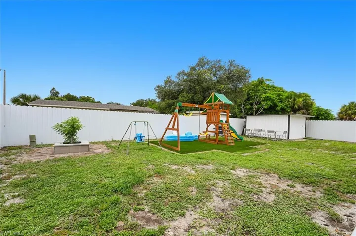 1776 Glenway Ct, Fort Myers, Florida 33916
