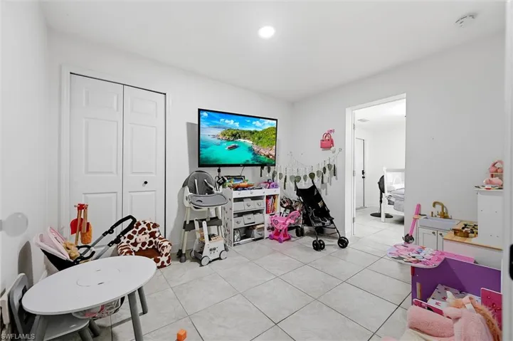 1776 Glenway Ct, Fort Myers, Florida 33916