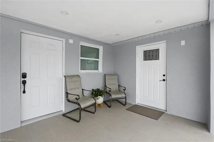 1776 Glenway Ct, Fort Myers, Florida 33916