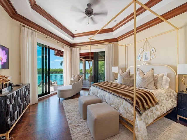 840 Admiralty Parade E, Naples, Florida 34102
