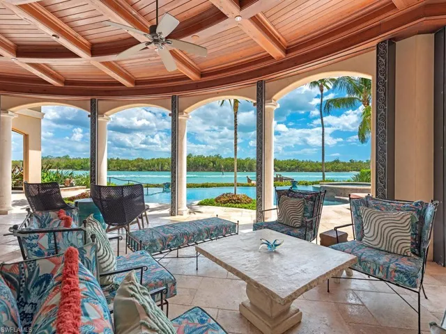 840 Admiralty Parade E, Naples, Florida 34102