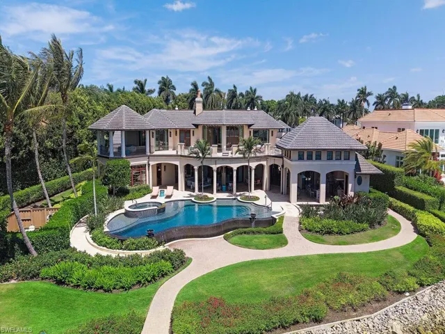 840 Admiralty Parade E, Naples, Florida 34102
