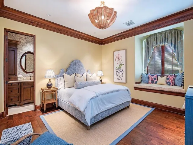 840 Admiralty Parade E, Naples, Florida 34102
