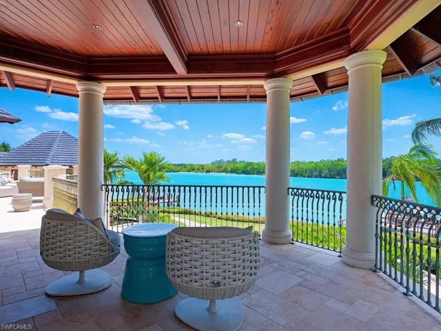 840 Admiralty Parade E, Naples, Florida 34102