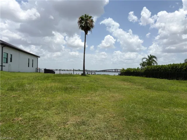 4435 Se 20th Pl, Cape Coral, Florida 33904