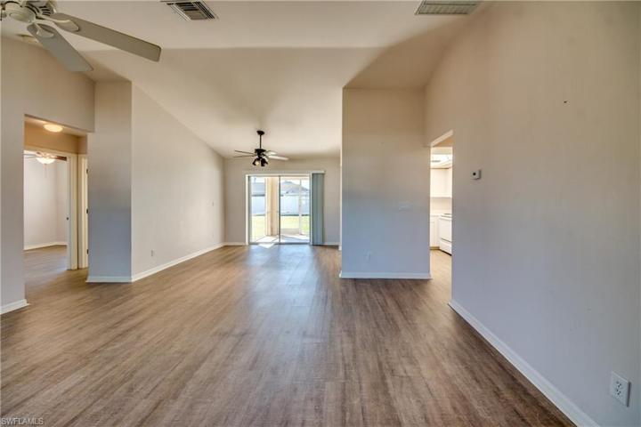 1724 SE 1st ST, CAPE CORAL FL 33990