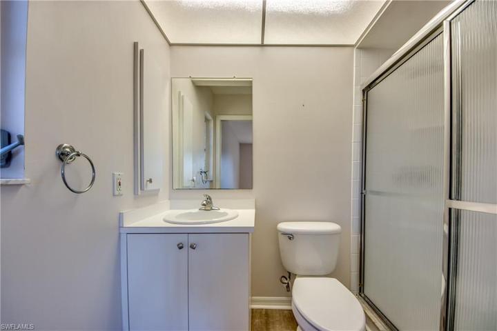 1724 SE 1st ST, CAPE CORAL FL 33990