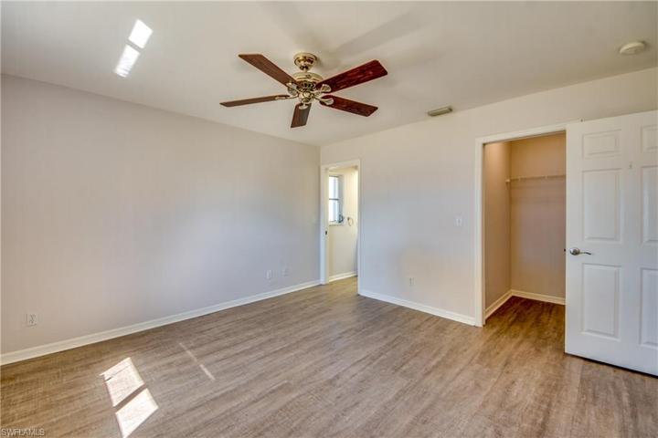 1724 SE 1st ST, CAPE CORAL FL 33990
