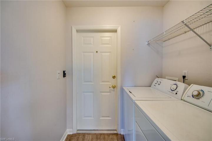 1724 SE 1st ST, CAPE CORAL FL 33990