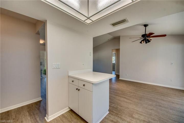 1724 SE 1st ST, CAPE CORAL FL 33990