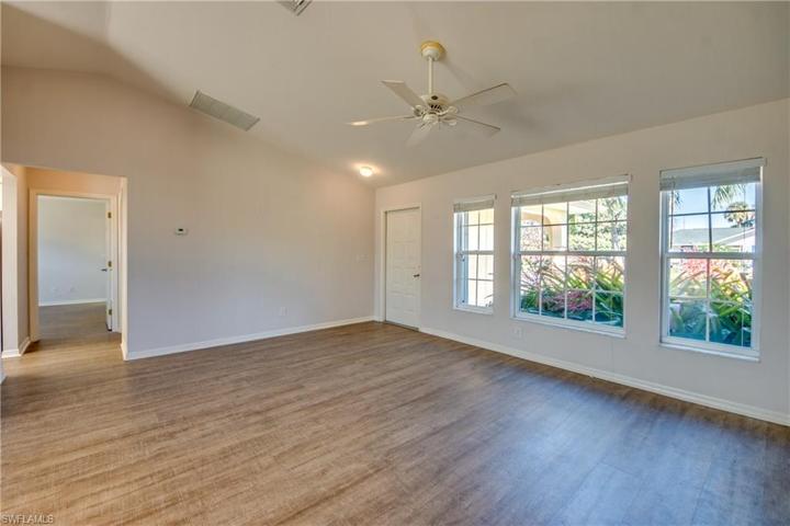 1724 SE 1st ST, CAPE CORAL FL 33990