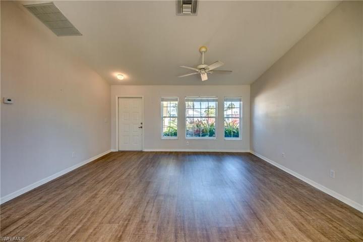 1724 SE 1st ST, CAPE CORAL FL 33990