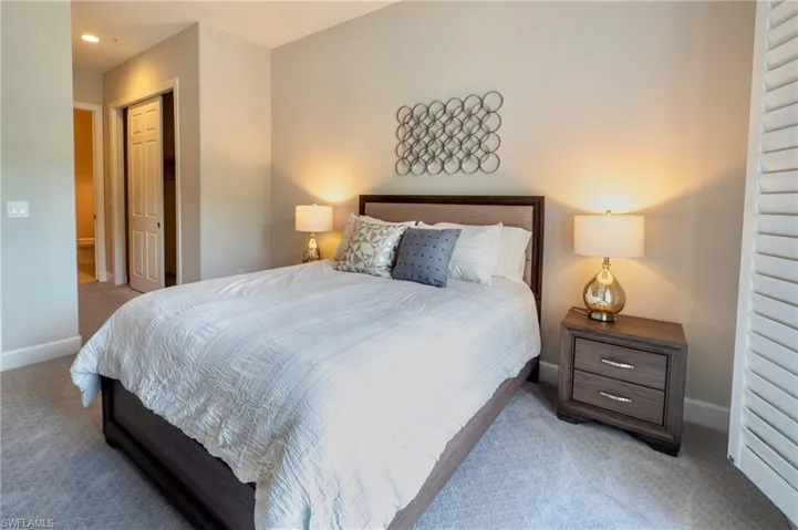 8008  Signature Club Cir  , Naples, FL 34113