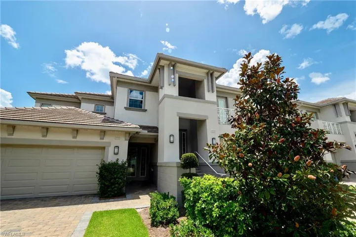 8008  Signature Club Cir  , Naples, FL 34113