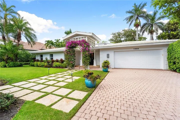 1980 Gordon Dr, Naples, Florida 34102