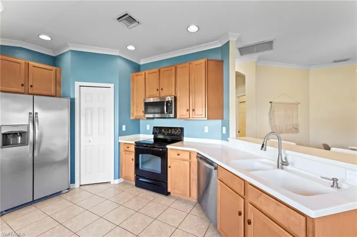 3761  Pino Vista  WAY, Estero, FL 33928