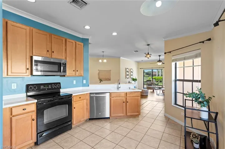 3761  Pino Vista  WAY, Estero, FL 33928
