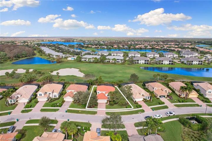 11829 Bramble CT, NAPLES FL 34120