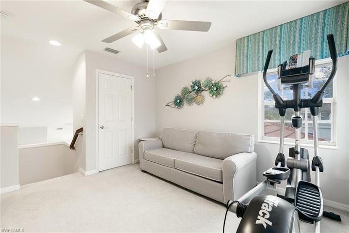 11829 Bramble CT, NAPLES FL 34120