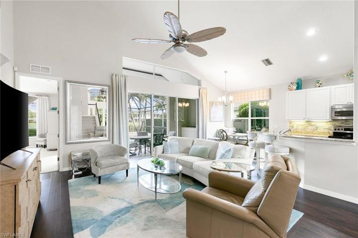 11829 Bramble CT, NAPLES FL 34120