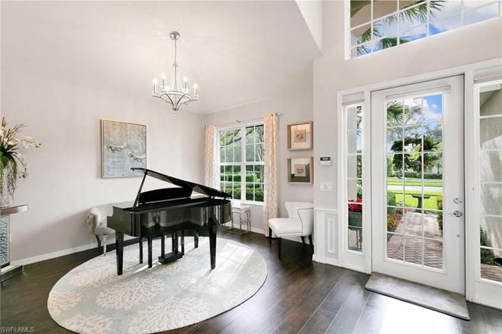 11829 Bramble CT, NAPLES FL 34120
