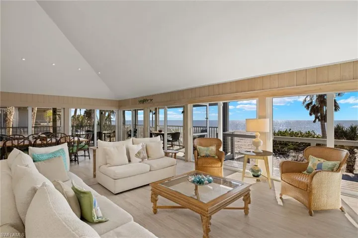 Living/Dining Combo