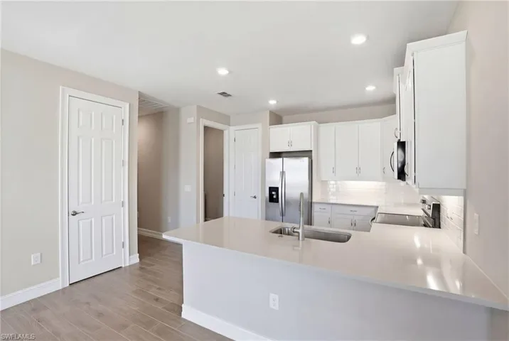 1193  Enbrook  LOOP, Naples, FL 34114
