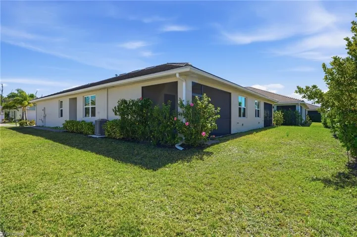 1193  Enbrook  LOOP, Naples, FL 34114
