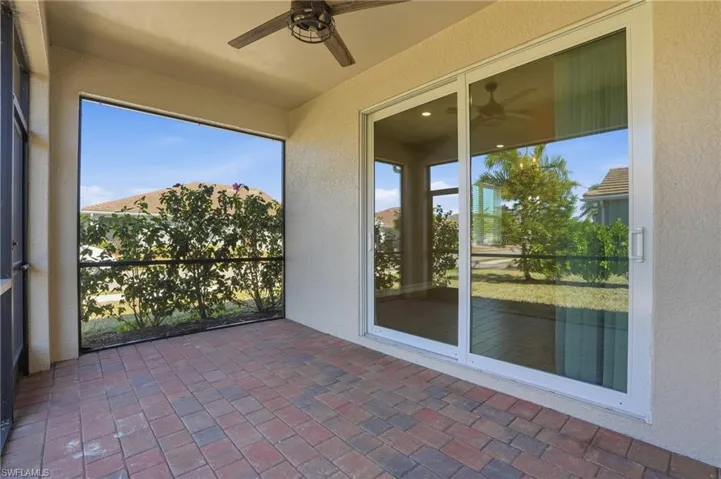 1193  Enbrook  LOOP, Naples, FL 34114