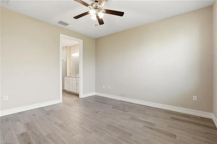 1193  Enbrook  LOOP, Naples, FL 34114