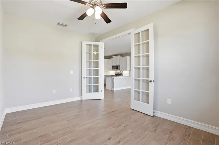 1193  Enbrook  LOOP, Naples, FL 34114