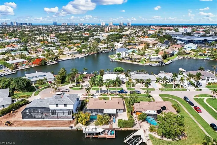 785 Willow Ct, Marco Island, Florida 34145