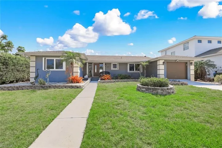 785 Willow Ct, Marco Island, Florida 34145