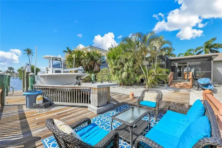785 Willow Ct, Marco Island, Florida 34145