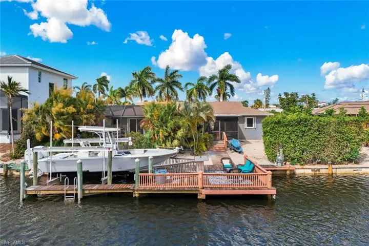 785 Willow Ct, Marco Island, Florida 34145