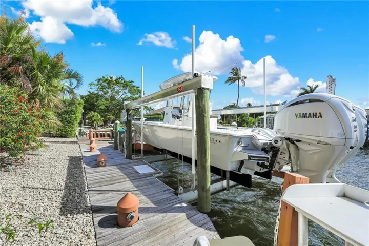 785 Willow Ct, Marco Island, Florida 34145