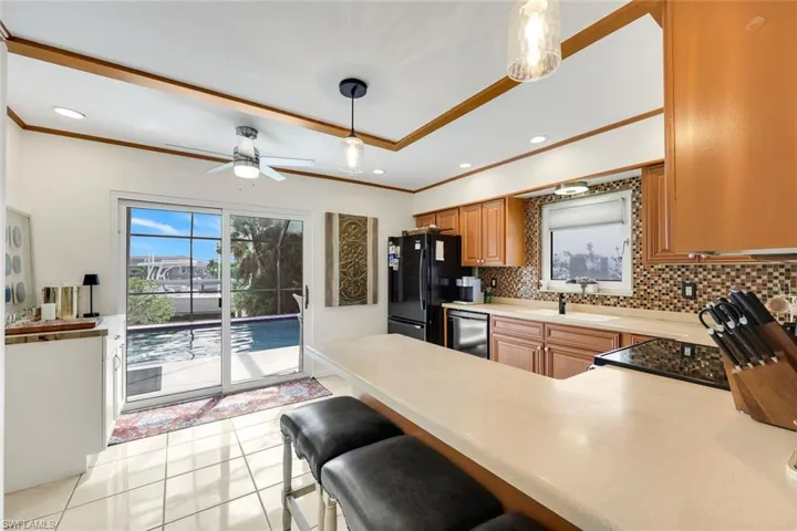 785 Willow Ct, Marco Island, Florida 34145