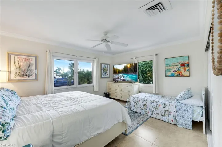 785 Willow Ct, Marco Island, Florida 34145