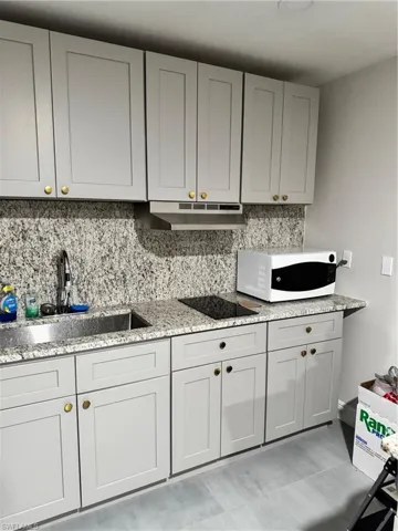 6741  Westwood Acres  RD, Fort Myers, FL 33905