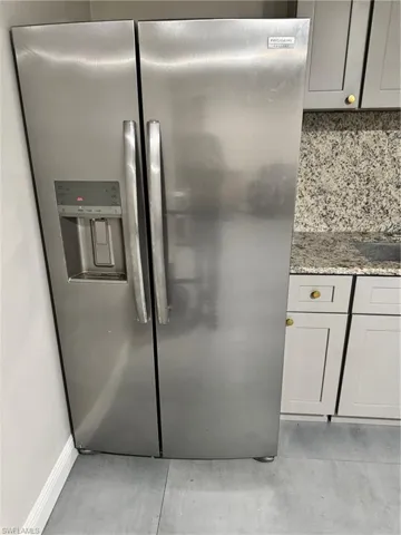 6741  Westwood Acres  RD, Fort Myers, FL 33905