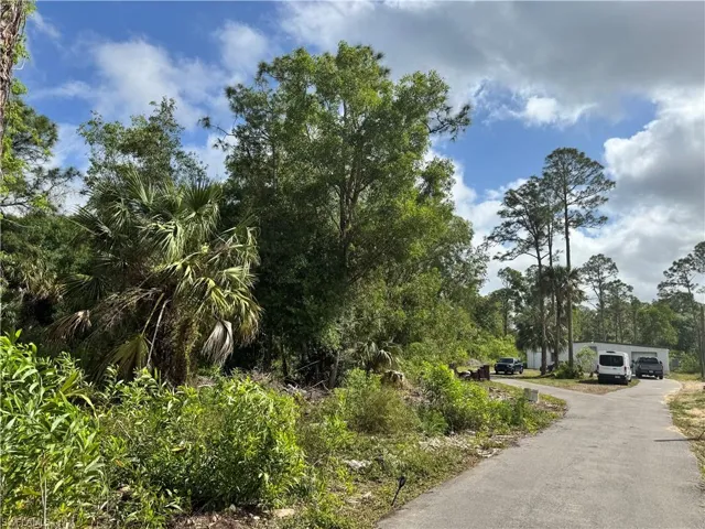 6741  Westwood Acres  RD, Fort Myers, FL 33905