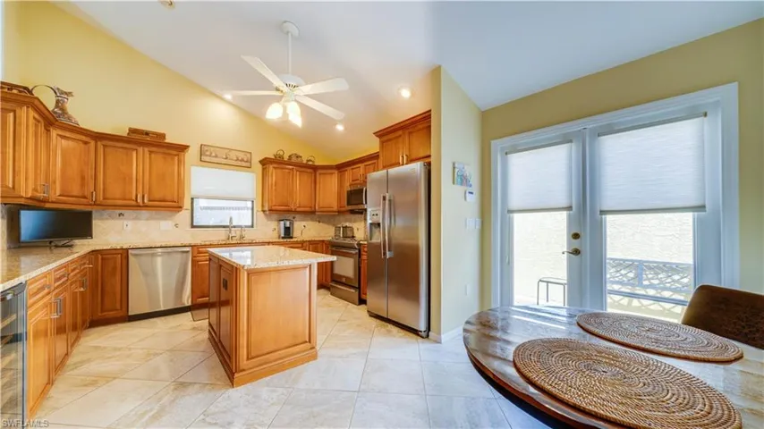 5480 Harbour Castle Dr, Fort Myers, Florida 33907