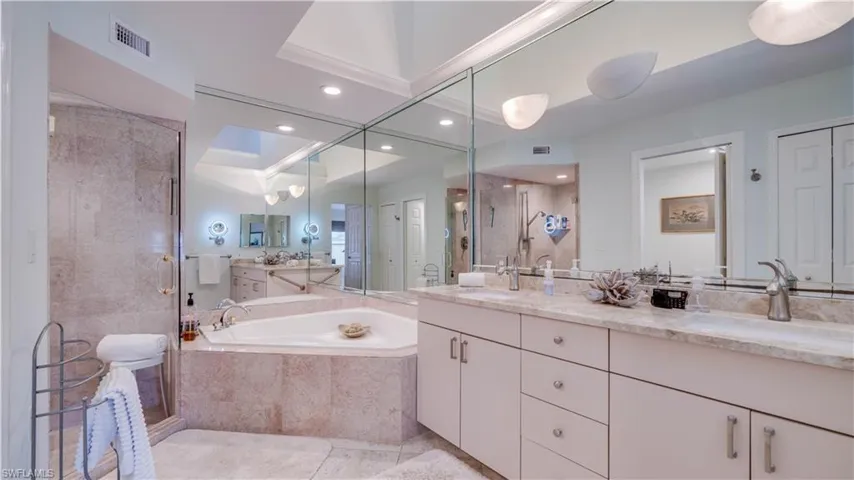 5480 Harbour Castle Dr, Fort Myers, Florida 33907