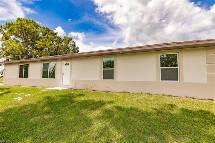 View of front of home with a front lawn