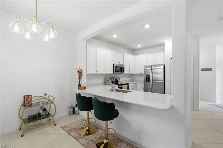 2584 Vine Ave, Naples, Florida 34120