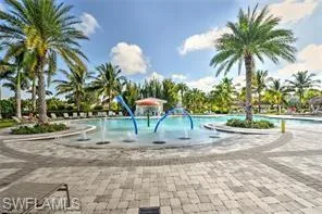 2584 Vine Ave, Naples, Florida 34120