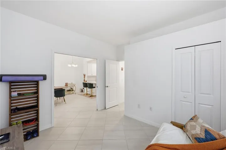 2584 Vine Ave, Naples, Florida 34120