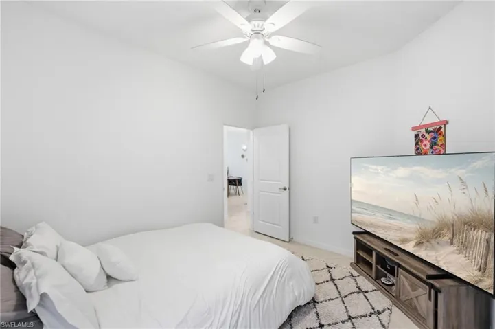 2584 Vine Ave, Naples, Florida 34120